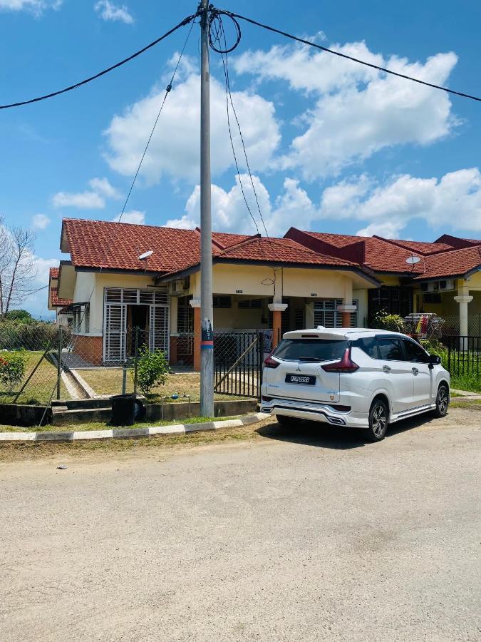 Lh Homestay Bandar Utama กัวมูสัง ภายนอก รูปภาพ
